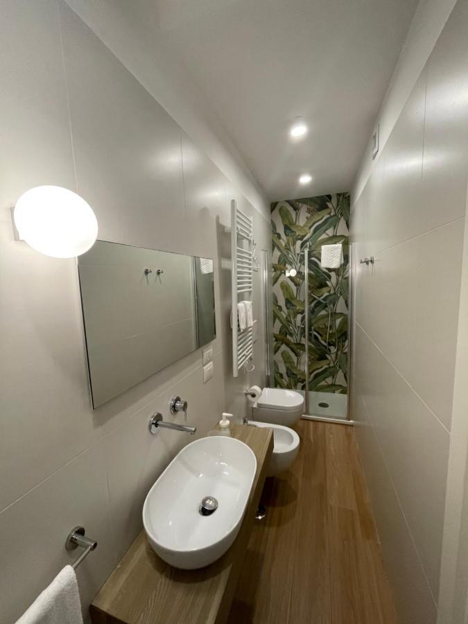 Sisters' House Apartment Bari Bagian luar foto