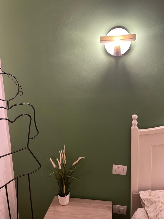 Sisters' House Apartment Bari Bagian luar foto