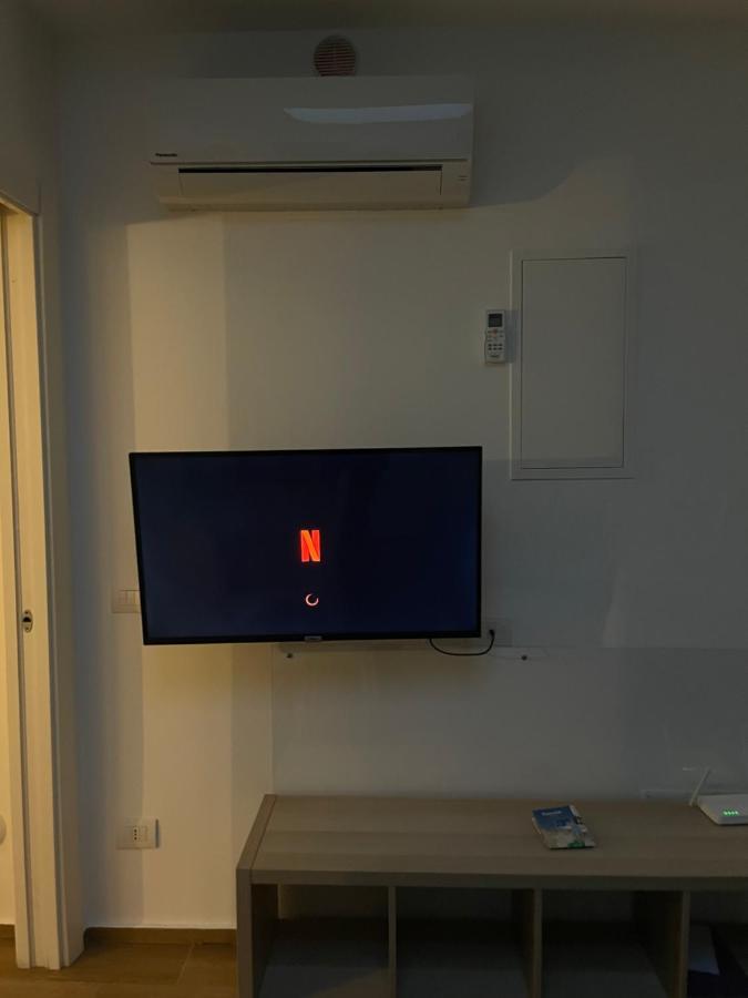 Sisters' House Apartment Bari Bagian luar foto