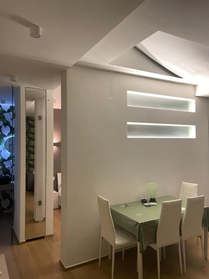 Sisters' House Apartment Bari Bagian luar foto