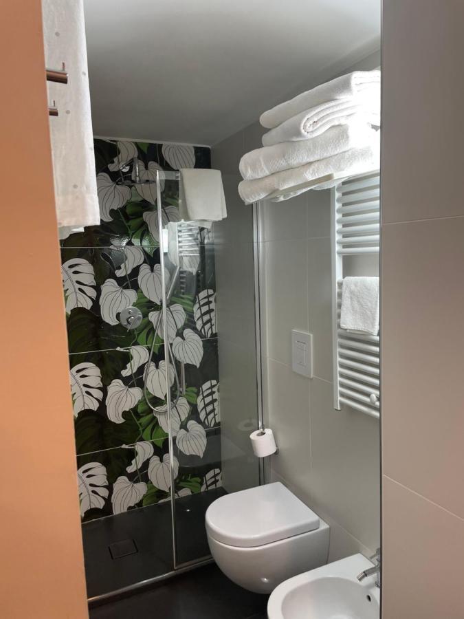 Sisters' House Apartment Bari Bagian luar foto