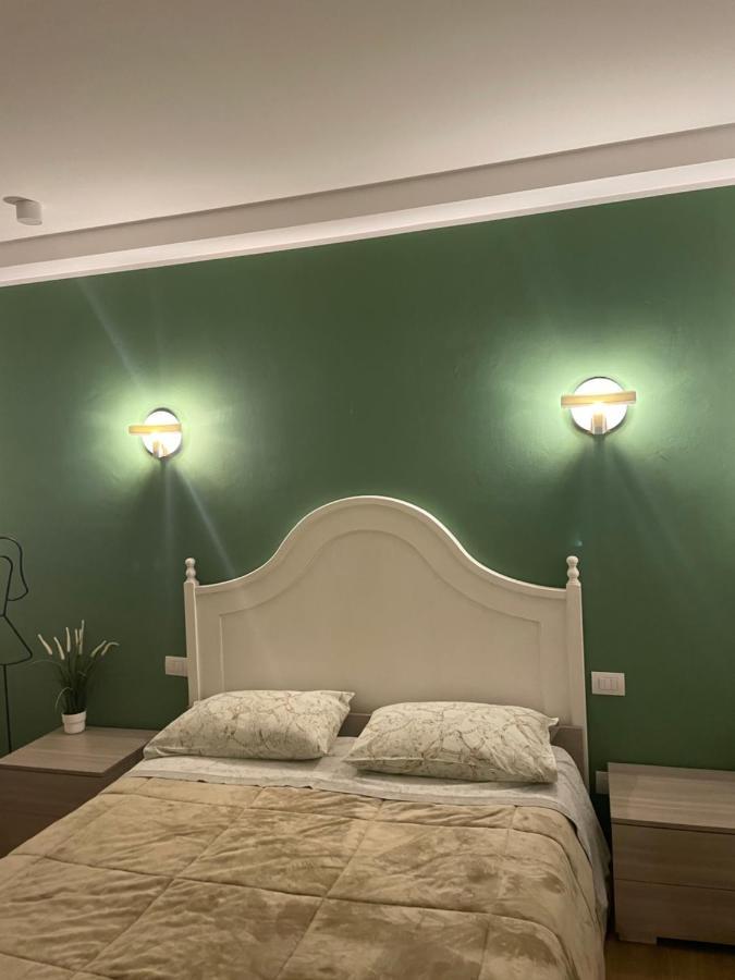 Sisters' House Apartment Bari Bagian luar foto